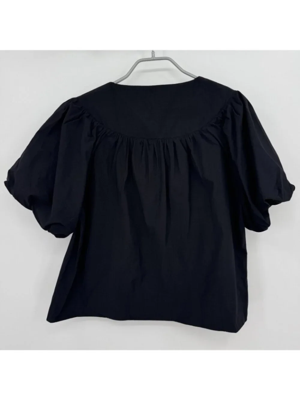 Pomander Place by Tuckernuck Black Puff Sleeve Lace-up Blouse size M Medium NWT